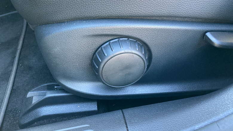 Mercedes-Benz A-Class A180 AMG Line Executive 4dr Auto Petrol Saloon